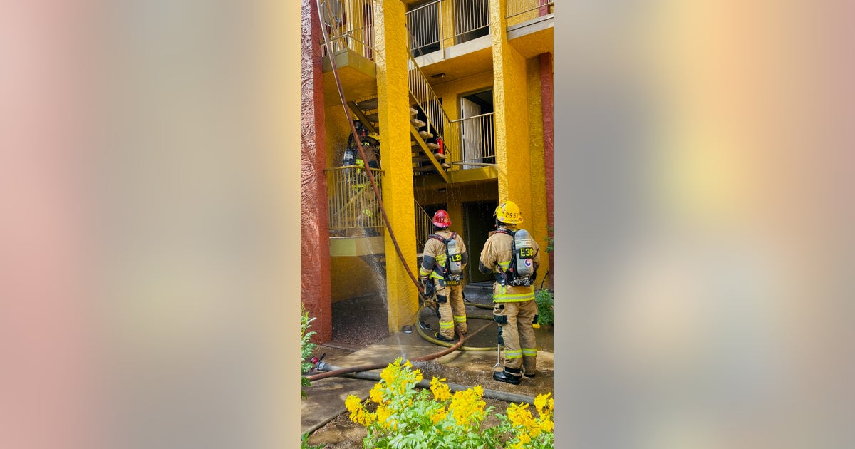 Large apartment fire near I-17 in Phoenix leaves 12 displaced | FOX 10 ...