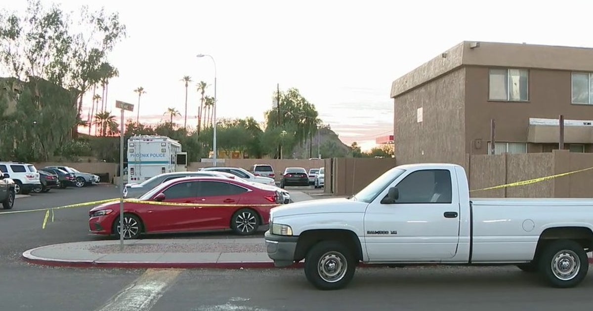 South Phoenix shooting leaves 2 dead, no arrests made | FOX 10 Phoenix