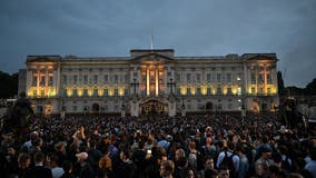 White House flag at half staff, Eiffel Tower lighting turned off; Landmarks honor Queen after her death