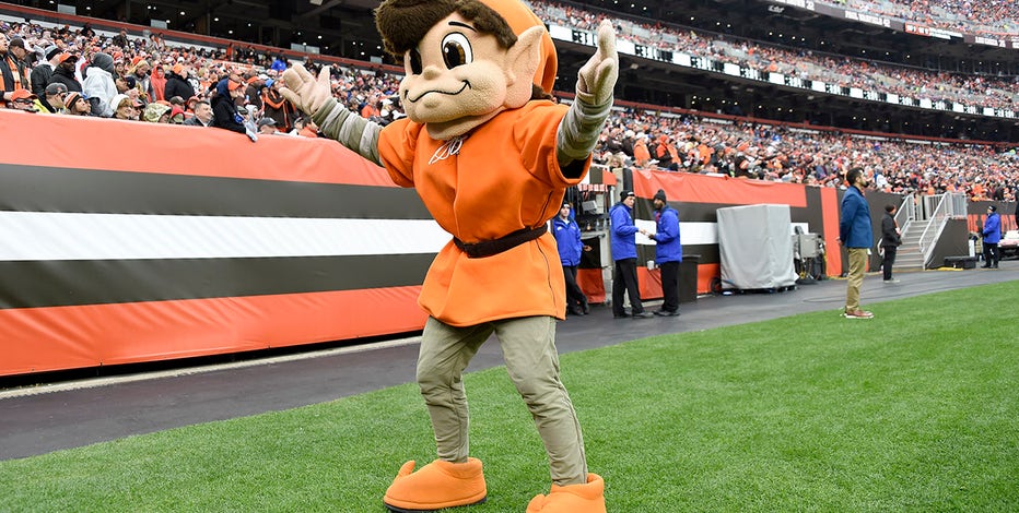 Who is Brownie the Elf? Story of the Cleveland Browns mascot - ESPN