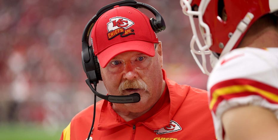Andy Reid critical of State Farm Stadium turf after injuries to 2