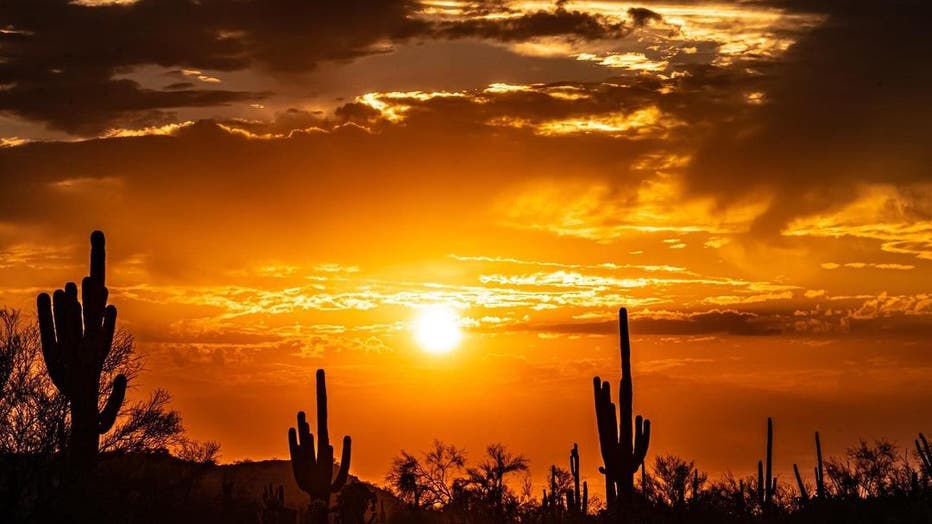 An amazing sunset to wrap up the last Saturday of September 2022! Photo taken by Annemarie.