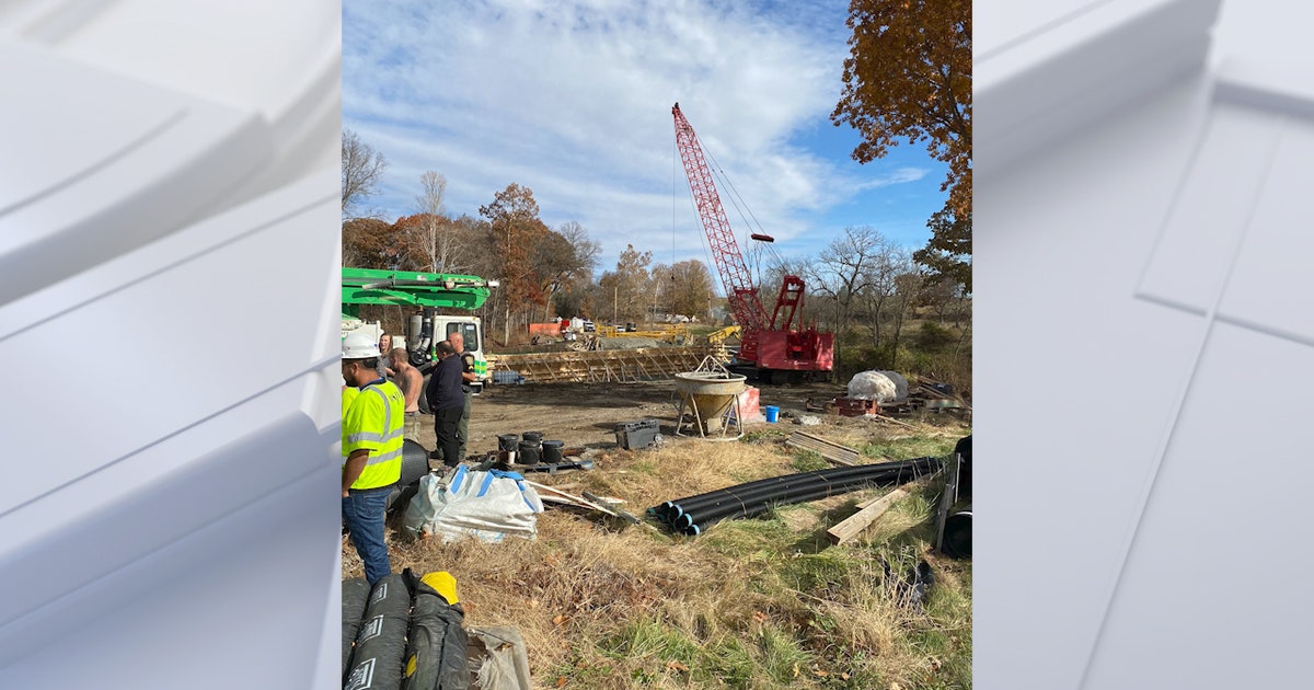 Missouri bridge collapse: 1 construction worker dead, 2 others hurt ...