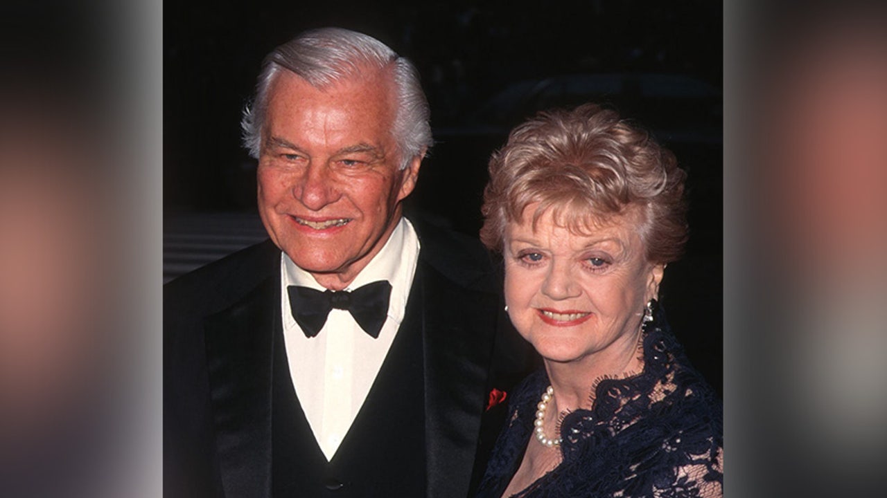 Inside Angela Lansbury's 'perfect' marriage of 53 years - Vimarsana News