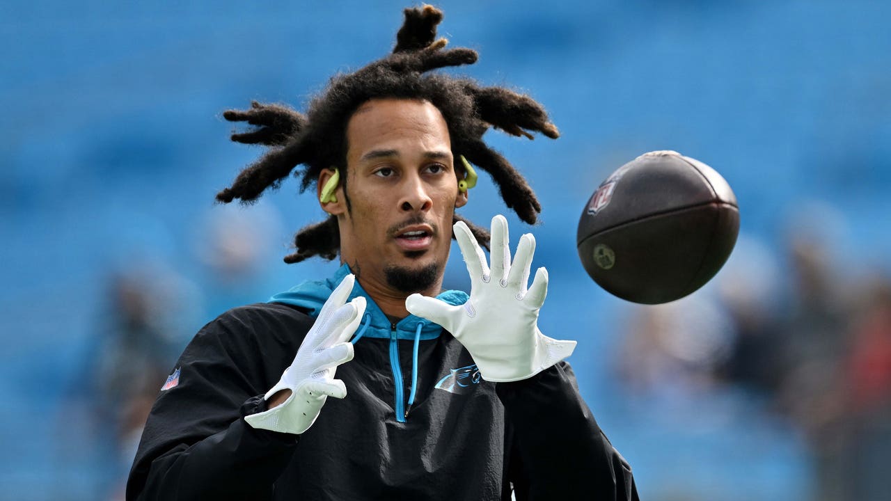 Panthers trade WR Robbie Anderson to Cardinals for a pair of draft picks