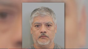 Houston janitor allegedly peed in water bottles, lawsuit filed after 13 women test positive for STDs