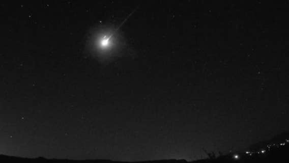 Watch: Fireball shoots across Arizona night sky amid Orionid meteor shower