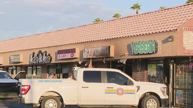 Beauty salon destroyed after Glendale strip mall fire