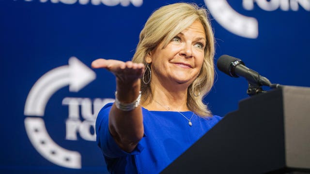 Kelli Ward, Arizona GOP leader, wins temporary halt to record turnover