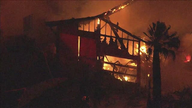 Massive north Phoenix apartment fire leaves 80 residents displaced