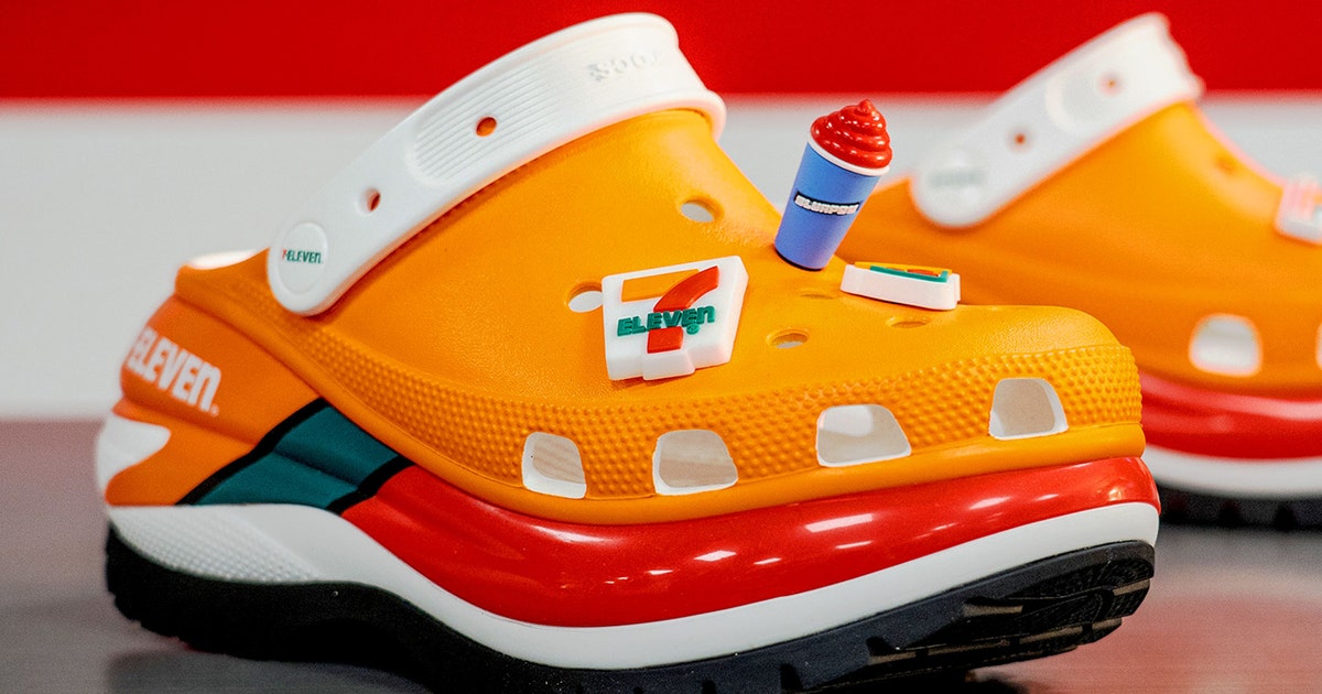 crocs.jpg?ve=1&tl=1