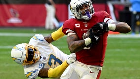 Herbert rallies Chargers to 25-24 win over Cardinals