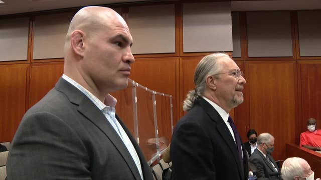 Judge clears Cain Valasquez to participate in wrestling match if he pays for cops to watch him