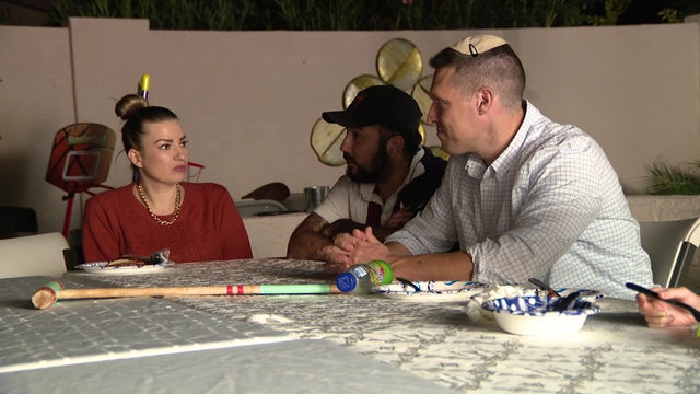 Arizona rabbi organizes Thanksgiving dinner for refugees from other parts of the world