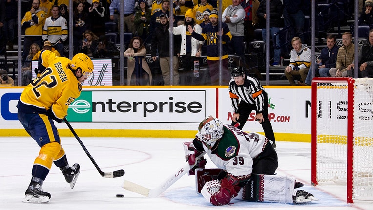 Lawson Crouse scores twice, Coyotes top Preds - The Rink Live