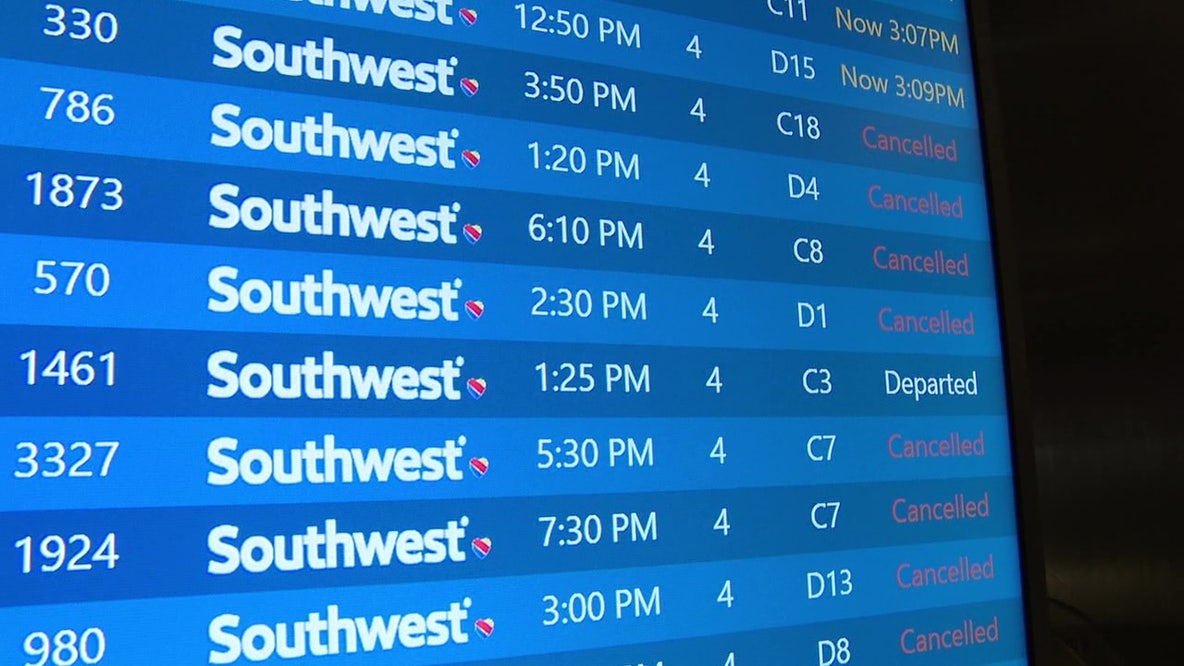 Sky Harbor delays, cancellations continue amid shutdown