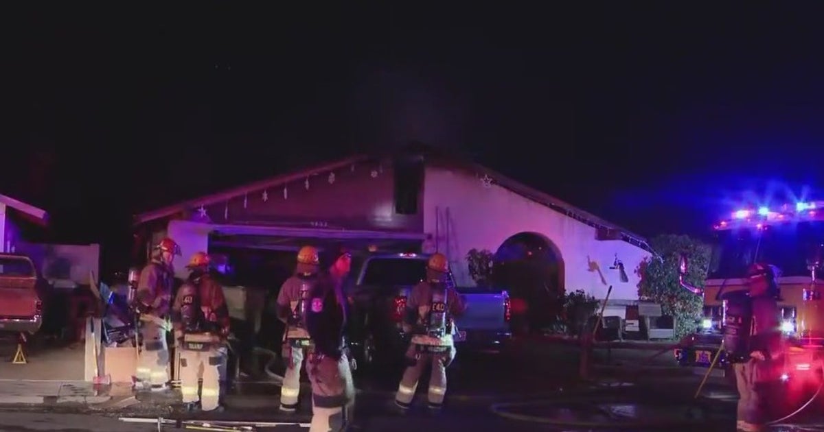 Family displaced, bird dead after Glendale house fire | FOX 10 Phoenix