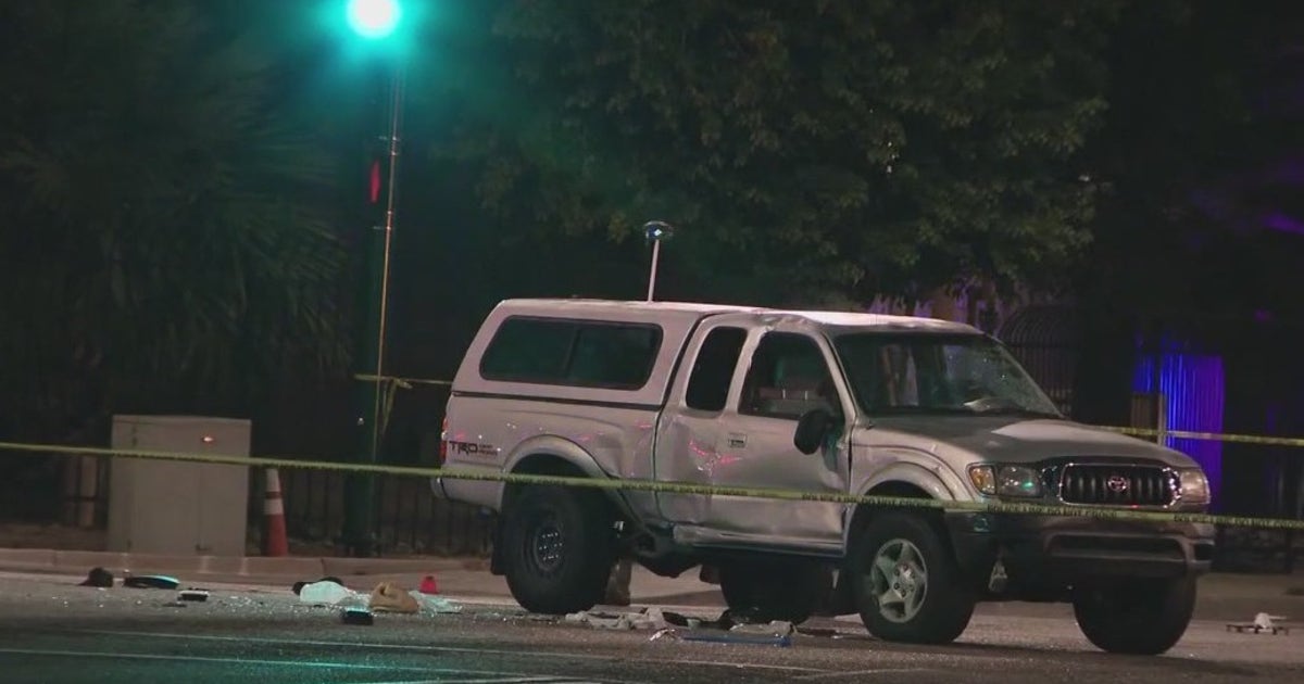Rollover crash in central Phoenix leaves woman dead | FOX 10 Phoenix