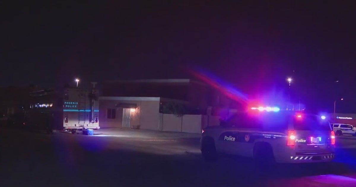 1 dead, 1 injured in south Phoenix double shooting | FOX 10 Phoenix