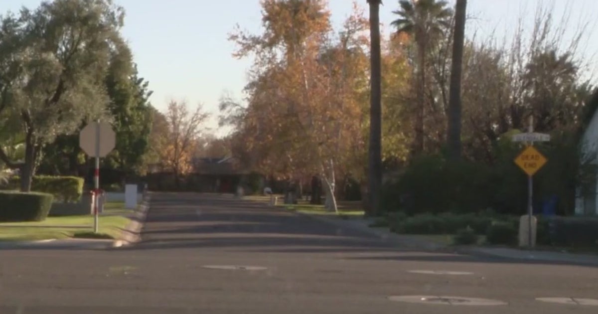 Man on motorized scooter in Phoenix killed in head-on crash, police say ...
