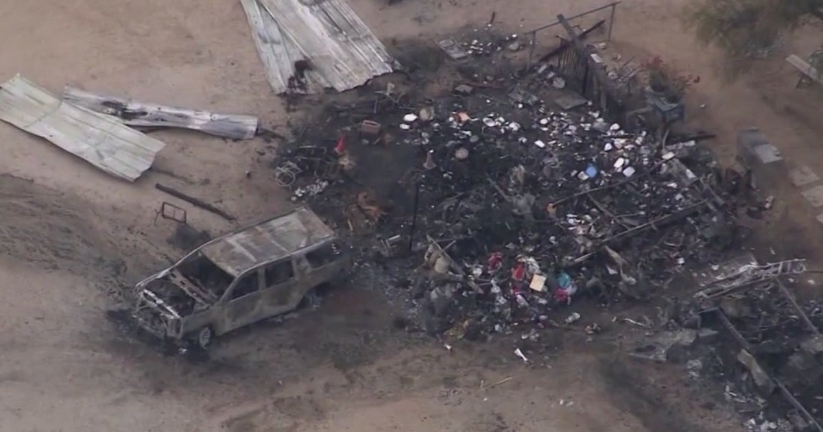 Woman found dead after north Scottsdale trailer fire | FOX 10 Phoenix