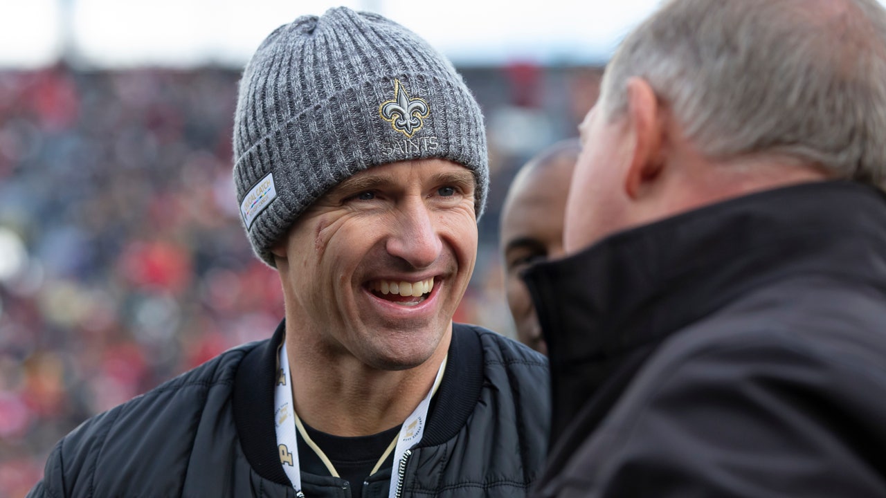 Purdue brings back Brees to assist at bowl game