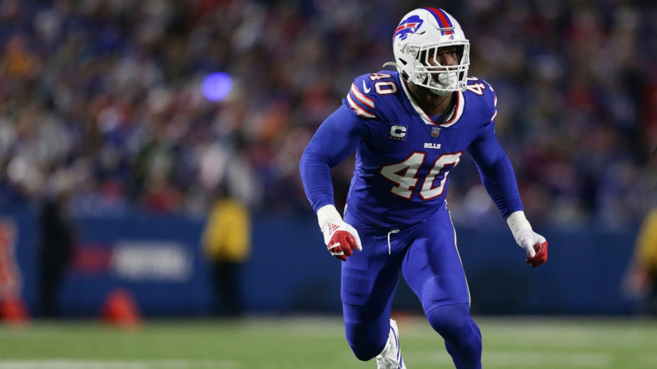 Bills' Miller carted off field, out for remainder of Lions game with knee  injury