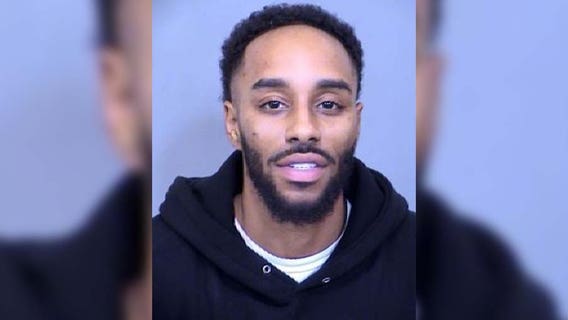 Scottsdale Police officers, pedestrians hit by Old Town driver during traffic stop