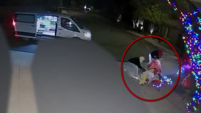 Vandals deflate holiday decorations in north Phoenix; suspects sought