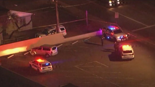 West Phoenix shooting leaves 2 people badly hurt, investigators say