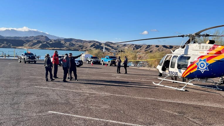 Mohave County dive teams are searching for a missing man whose kayak capsized on Lake Havasu.