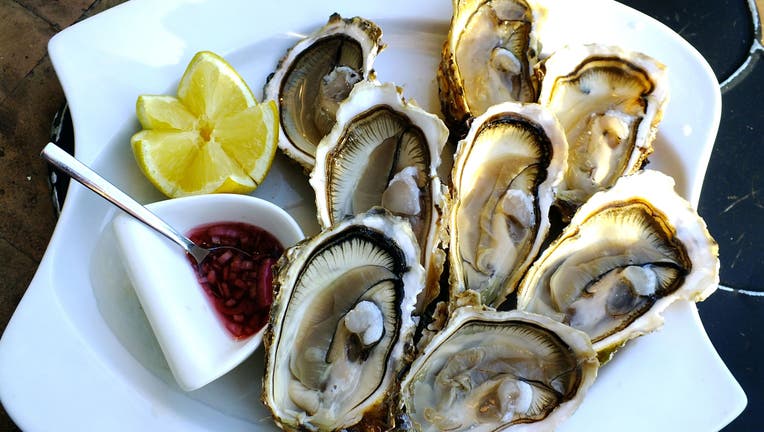 e2759e2d-oysters