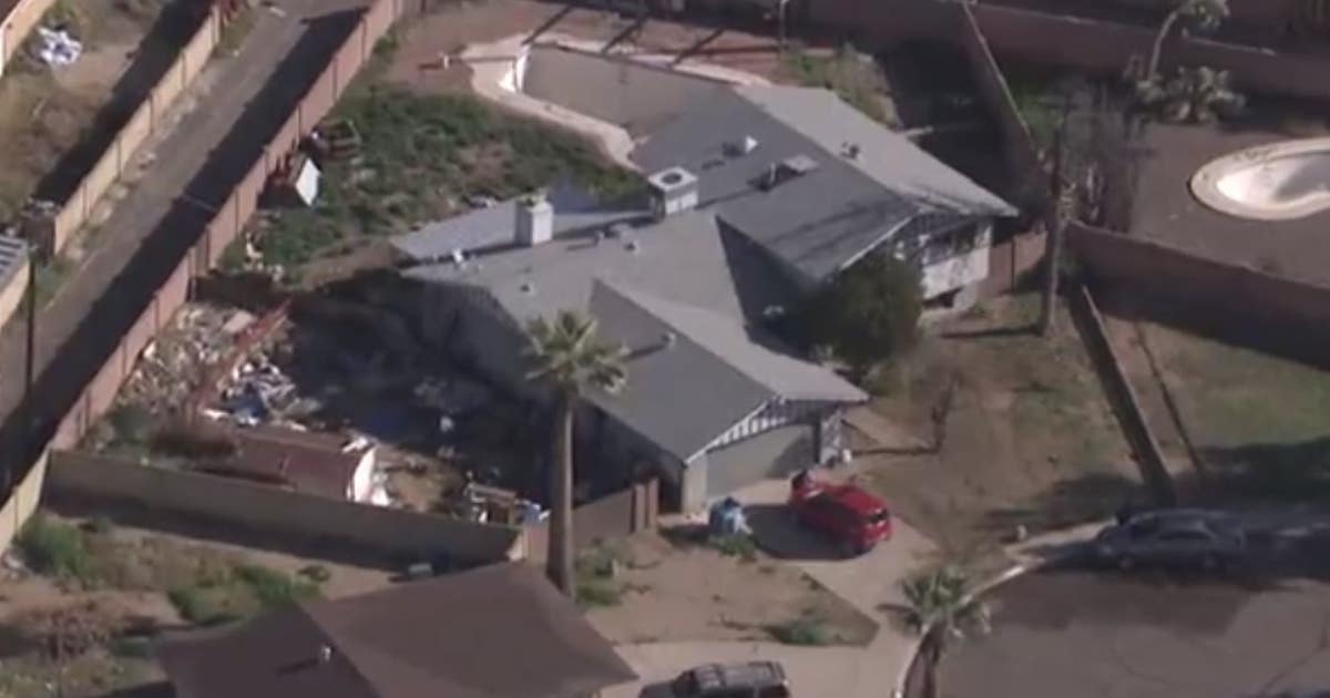 Woman critically injured in Phoenix house fire | FOX 10 Phoenix