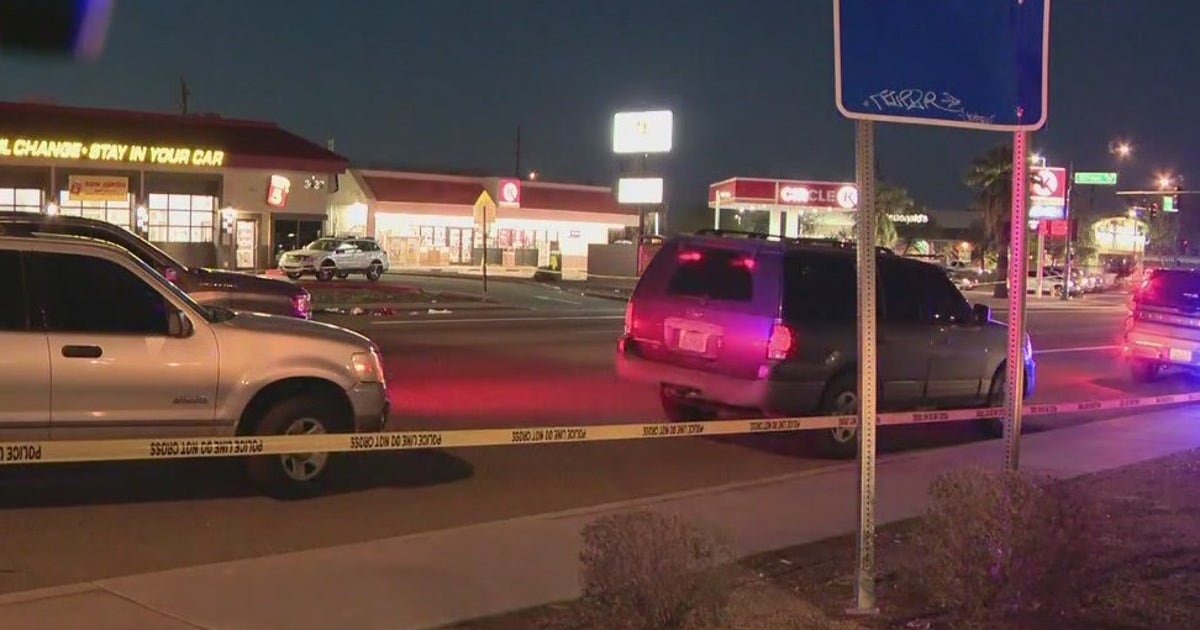 Driver wanted in Phoenix hit-and-run crash that killed a woman | FOX 10 ...