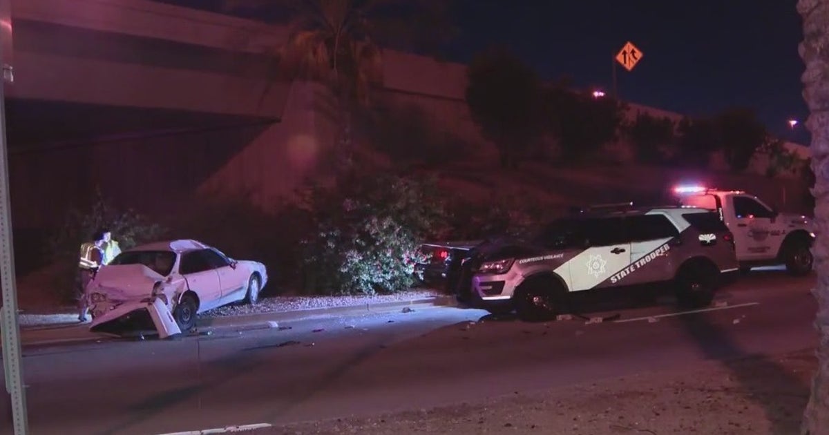 Trooper stops wrong-way driver on Phoenix freeway: DPS | FOX 10 Phoenix