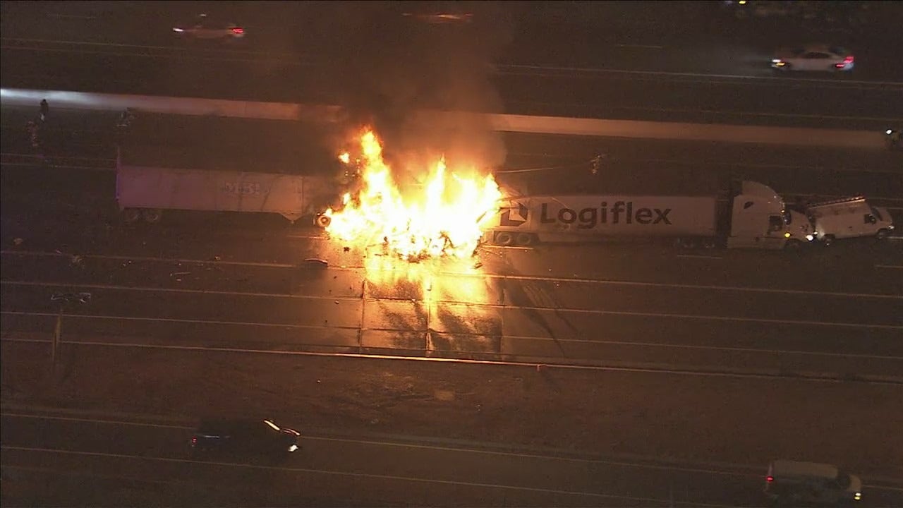 Fiery I-10 semi crash in Chandler leaves 5 dead