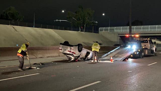 I-17 rollover crash in Phoenix leaves 1 dead, impairment suspected