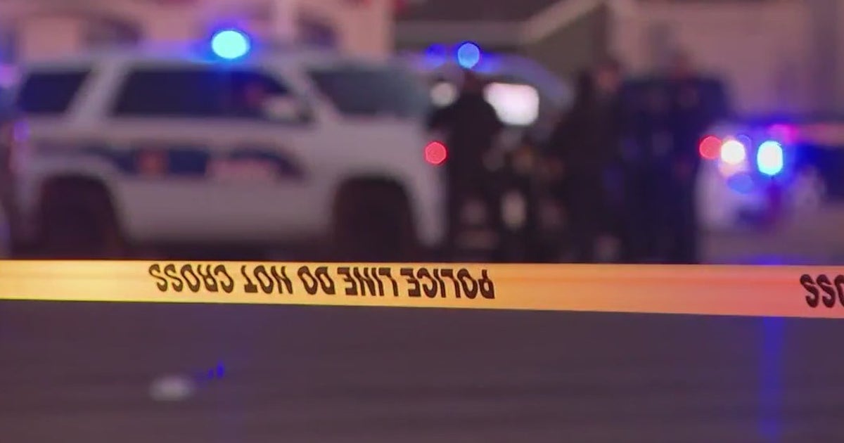 Man killed after losing control of car and crashing into tree, Phoenix ...