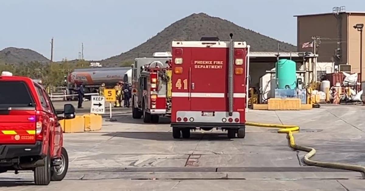 Phoenix firefighters stop major fuel leak at CEMEX facility | FOX 10 ...