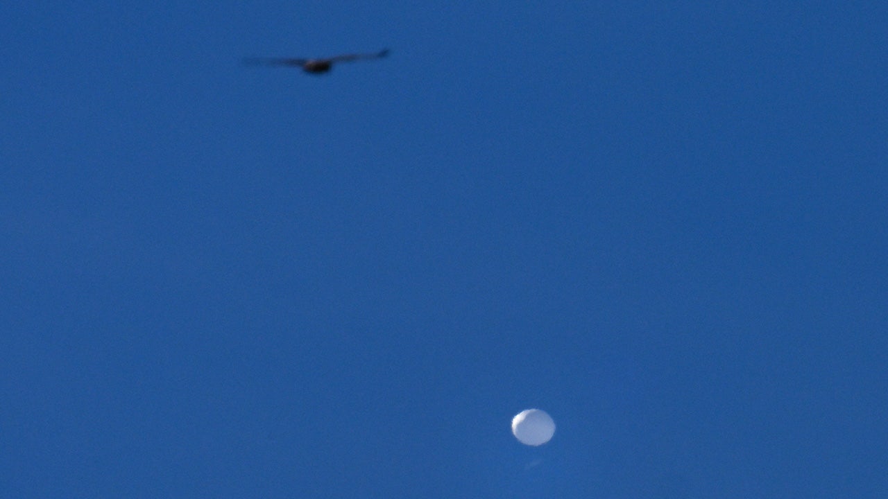 Chinese spy balloon could collect intelligence signals, US says - Vimarsana News