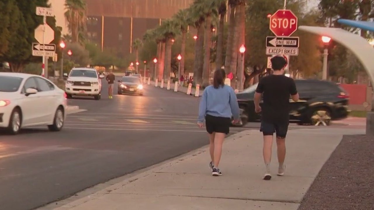 Phoenix Convention Center begins to prepare for the Super Bowl