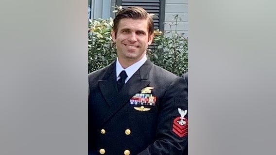 Navy SEAL killed in free-fall parachute accident in Arizona