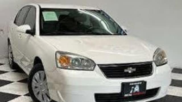 Driver wanted in deadly Mesa hit-and-run crash on Valentine's Day