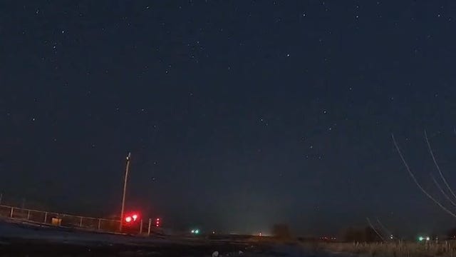 'Swarm of Meteors' illuminate Kansas sky