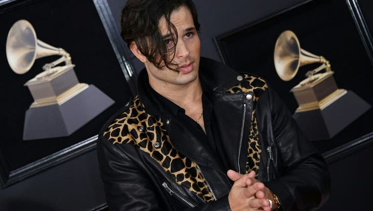 US-ENTERTAINMENT-MUSIC-GRAMMY-ARRIVALS-award