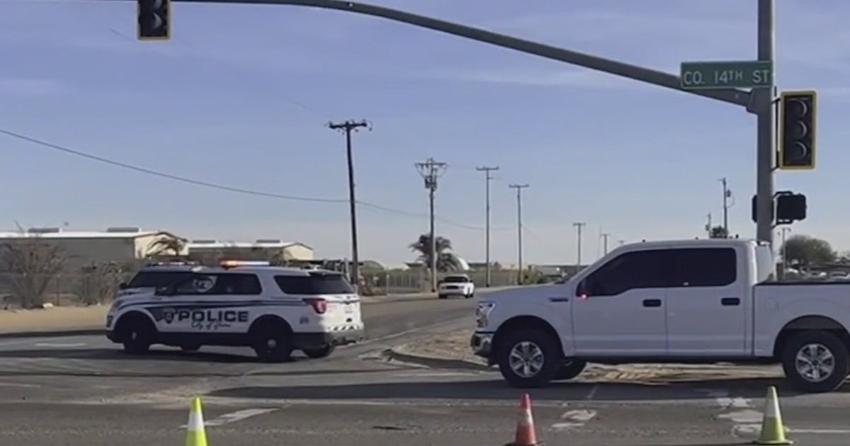 Arizona police chase ends after suspect was T-boned by semi truck | FOX ...