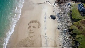 Artist creates sand portrait of Colin Farrell ahead of Oscars