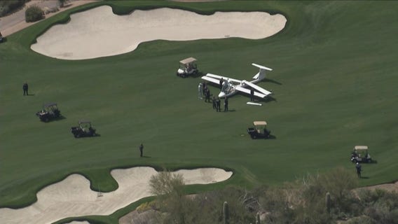 Glider lands on north Scottsdale golf course, no injuries reported