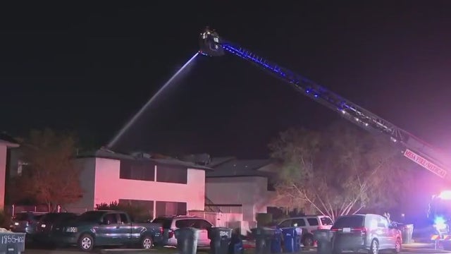 Mesa condo fire leaves pregnant woman burned, 20 residents displaced