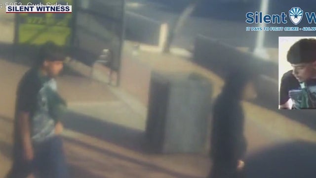 Suspect wanted for robbing Phoenix bus rider at gunpoint